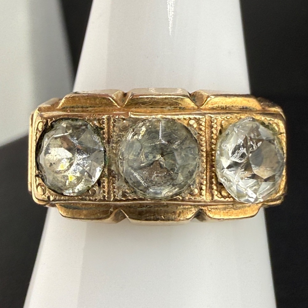 Vintage Uncas Gold Filled Ring 3 Rhinestone Trilogy Band Size 8.25 - Picture 4 of 16